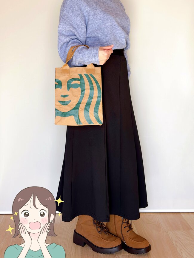「めちゃくちゃ可愛いです！」スターバックスの“紙袋みたいなバッグ”デザインが好きすぎる！「欲しかったアイテム」「毎日愛用しています」