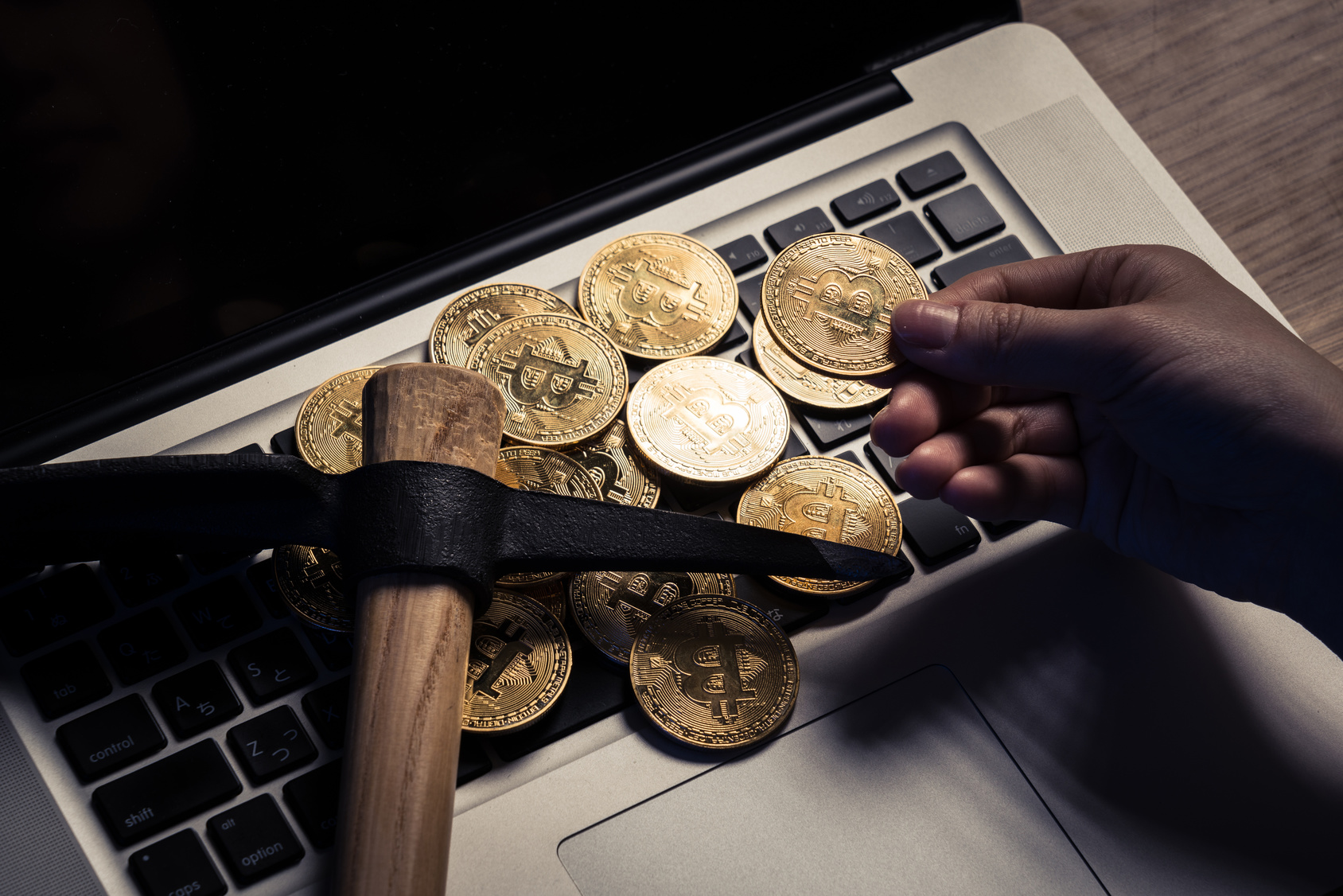ビットコイン以外の仮想通貨では、どうやって報酬をもらっているの？