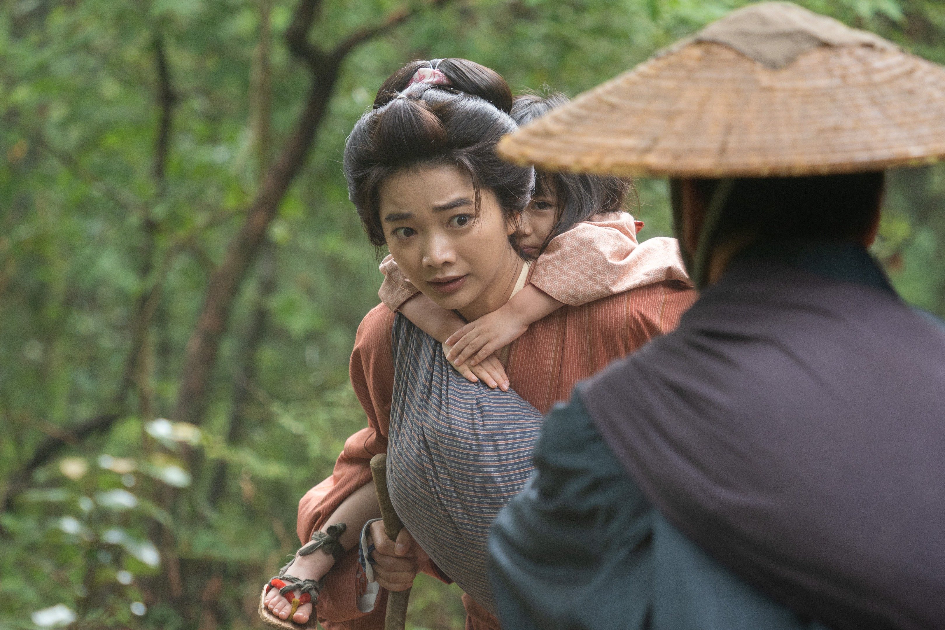 見上愛&小林虎之介が演じる「すれ違う幼なじみ」に、もどかしさが止まらない〈風、薫る第9回〉