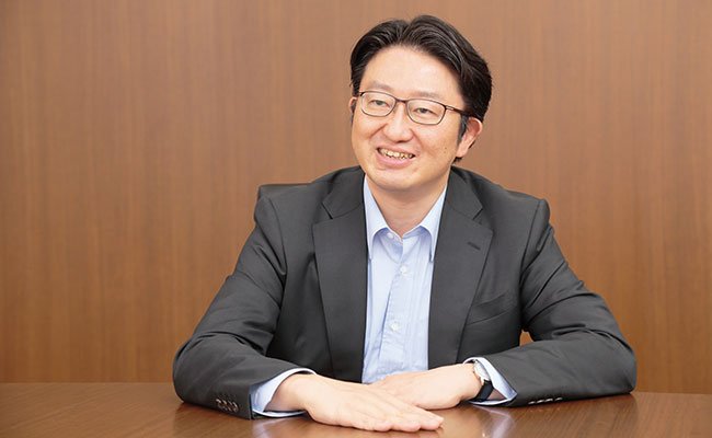 医薬品卸の領域から"はみ出して"さらなる社会貢献を目指す