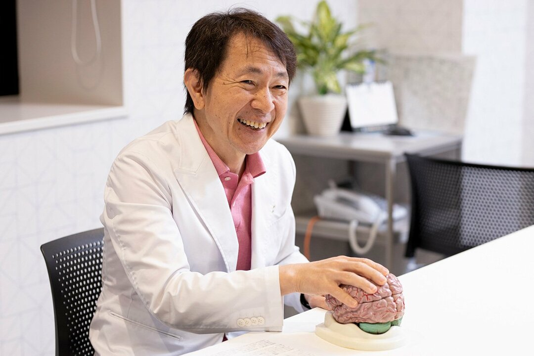 「左利きは繊細な人?」脳内科医が明かす驚きの事実