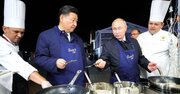 プーチンの大誤算、中国に引き込まれた「進むも地獄、引くも地獄」の戦争