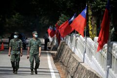 台湾、軍事力強化に動く　香港の二の舞い恐れ