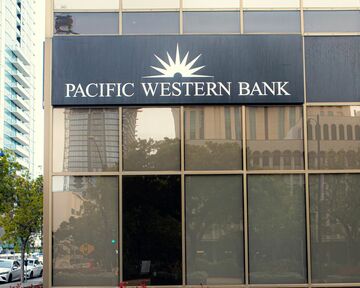 米地銀パックウエスト窮地 「信頼」という魔物
