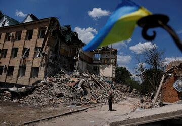 ウクライナ政府、重要情報を国外に　露の攻撃に備え