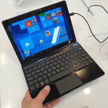 小型2in1 PCやトリプルカメラスマホとLGの見慣ぬモバイル製品をチェック