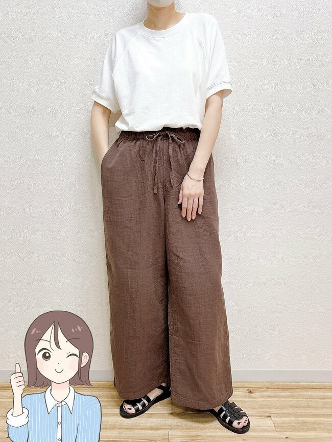 「こんなパンツ探してた」「別のカラーもほしい」無印良品の“楽ちんワイドパンツ”秋までたっぷり着回せる！「はいていて気持ちいい」「脚の形もでません」《購入レビュー》