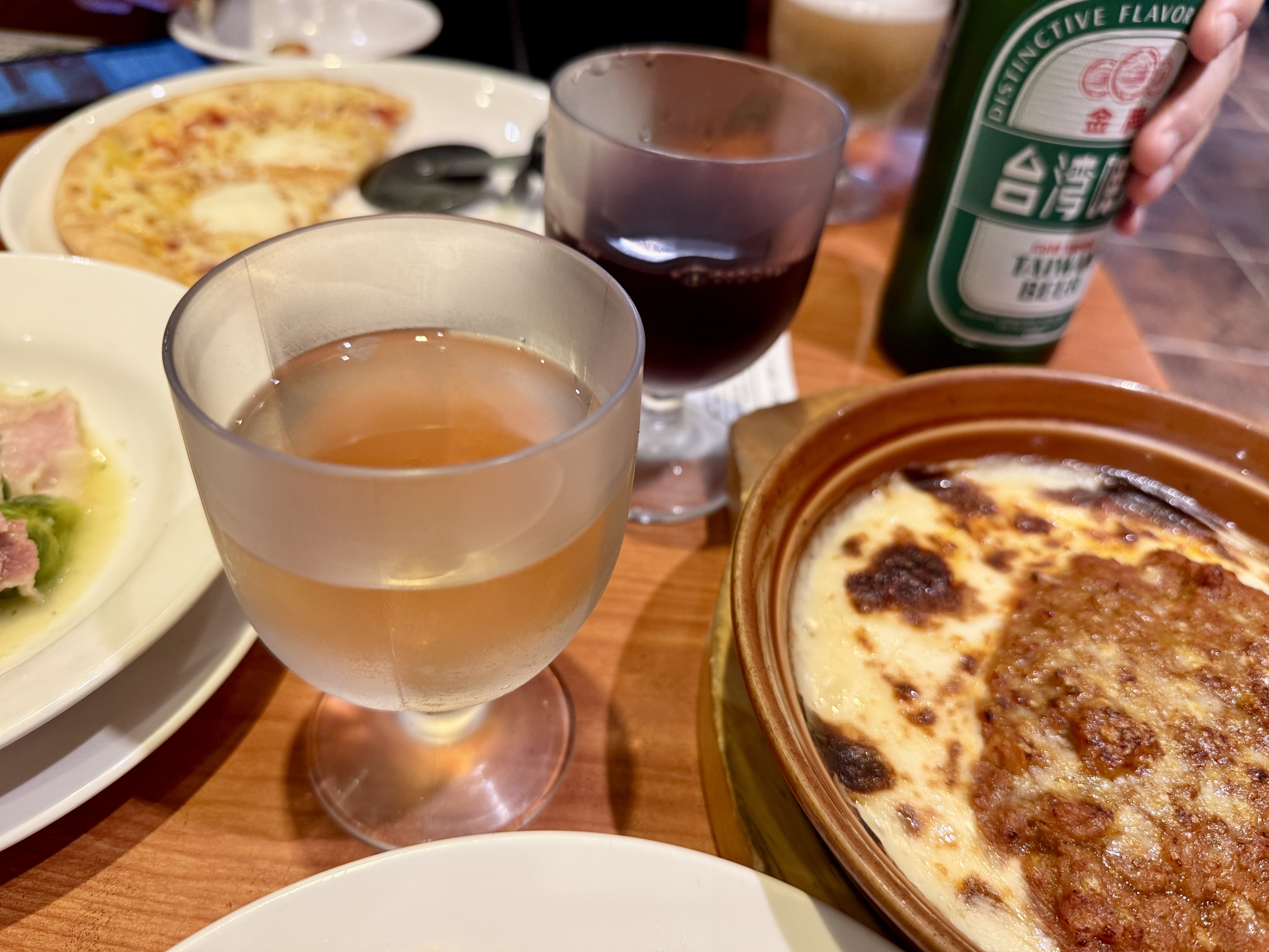 この写真、何かがおかしい…サイゼリヤ「ミラノ風ドリア」の異変、あなたは気づけますか？〈再配信〉