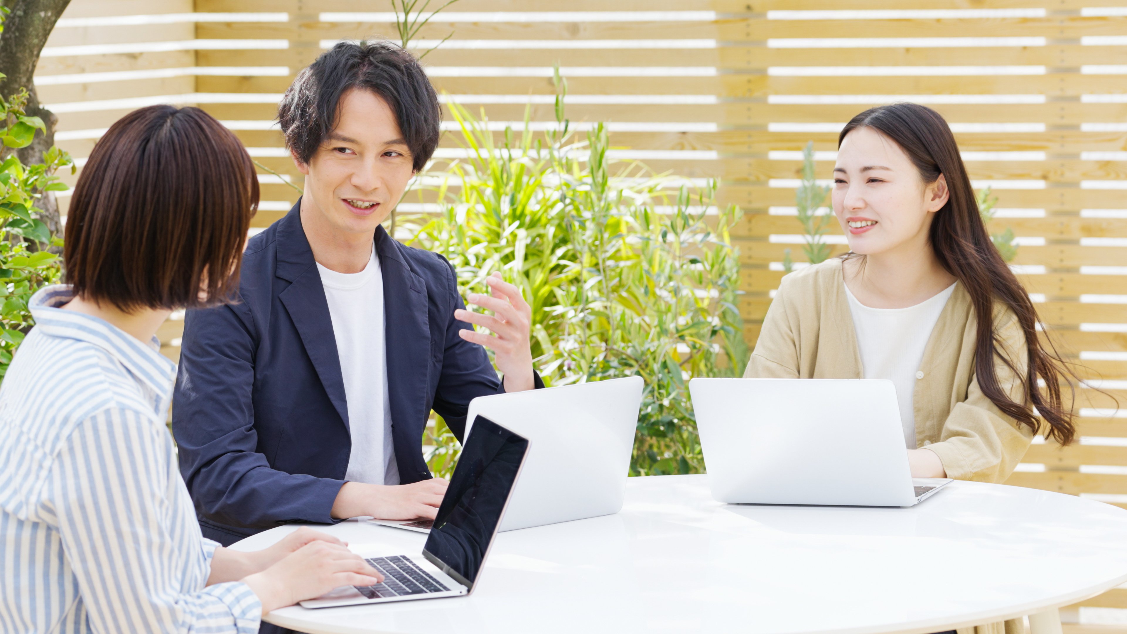 相手の話を奪って「すぐ自分の話をする人」に共通する“超ざんねんな特徴”
