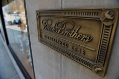 ブルックス・ブラザーズ破綻、ヤッピー世代の象徴