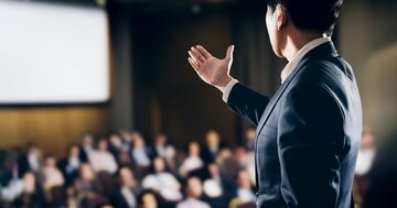 たった10字で人を動かす…「いつやるか?今でしょ」が伝説になったワケ