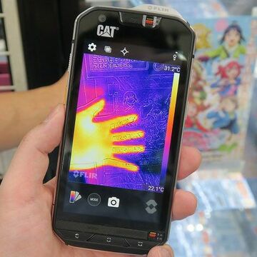 キャタピラーの超タフネススマホ「CAT S60」がアキバで特価販売！