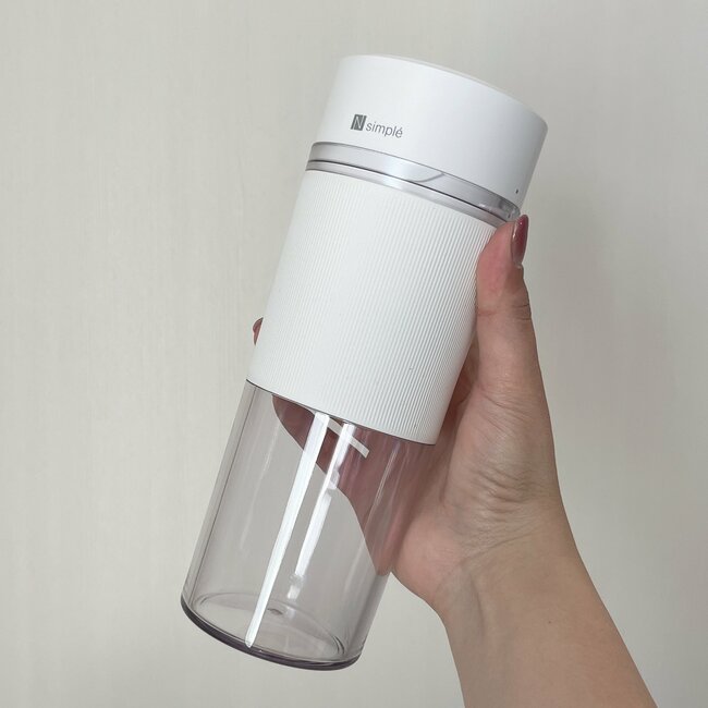 「使いやすくて大満足！」「お値段以上でした」ニトリの“コスパ抜群キッチングッズ”でセブンみたいなスムージーが作れちゃった！「毎日ジュースを作ってます」