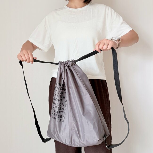 買ってから毎日持ち歩いてる!アフタヌーンティーの「ペタンコになるリュック」が画期的なデザインで感動…!《購入レビュー》