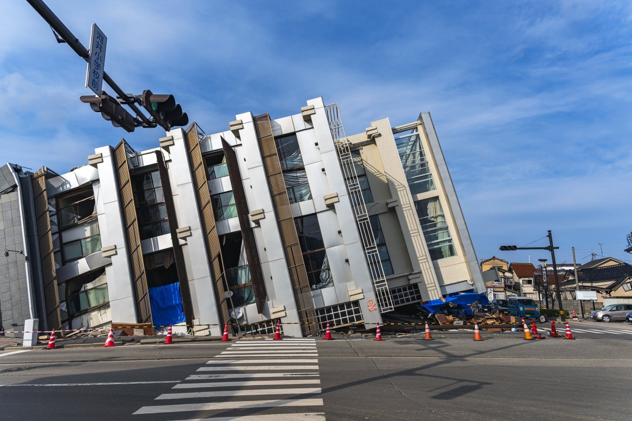 日本は「大地変動の時代」に突入している。巨大地震を生き延びるために必ずやっておきたいこととは…京大名誉教授の「気になる答え」