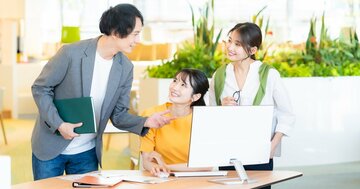 二流の管理職は「マネジメントとは人の管理」と考える。では一流は？