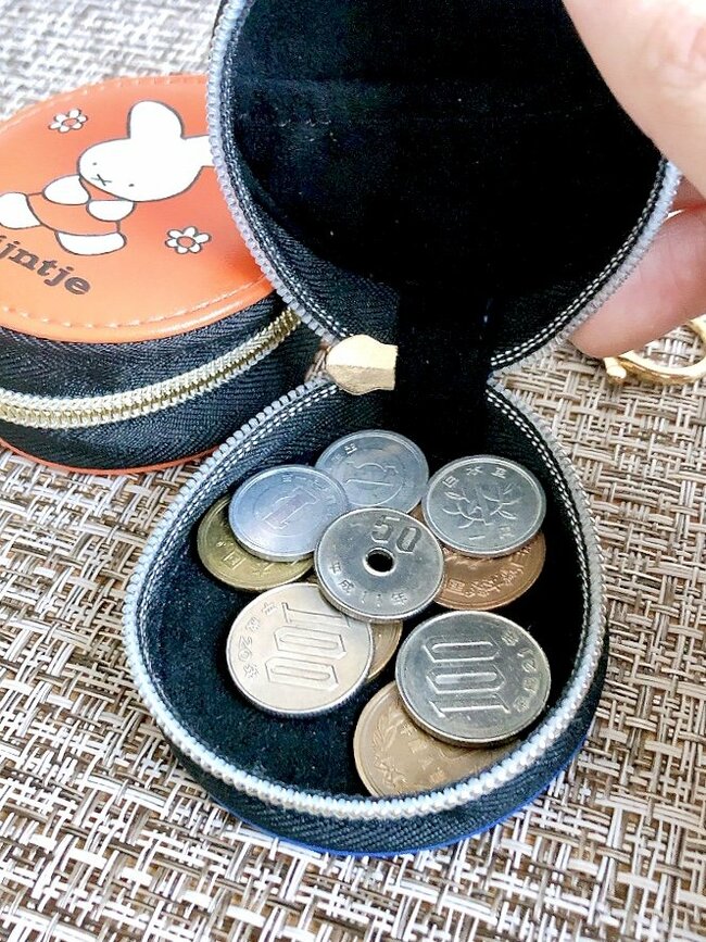 かわいすぎて2色買っちゃった…！しまむら×初代ミッフィーの「小物ケース」レトロな見た目がたまらないんです！