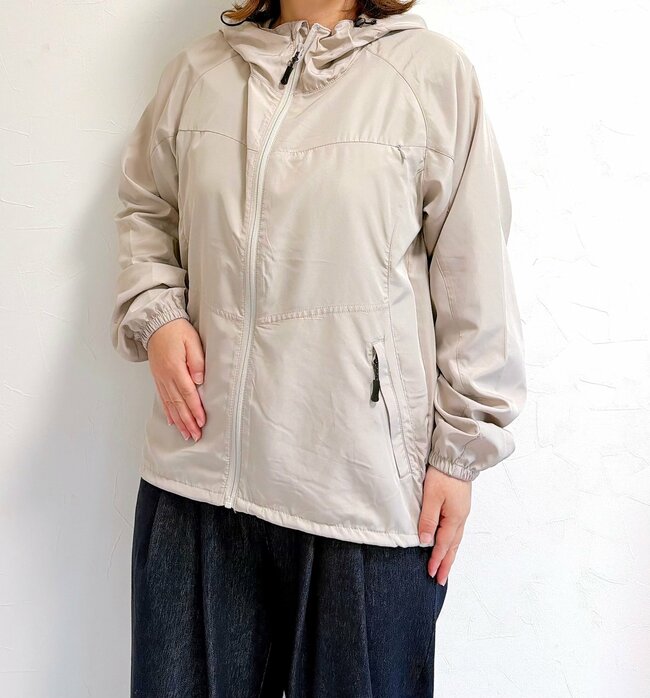 秋の羽織りにちょうどいい！ワークマンの「1990円アウター」オシャレで楽ちんだから毎日手放せない…！《購入レビュー》