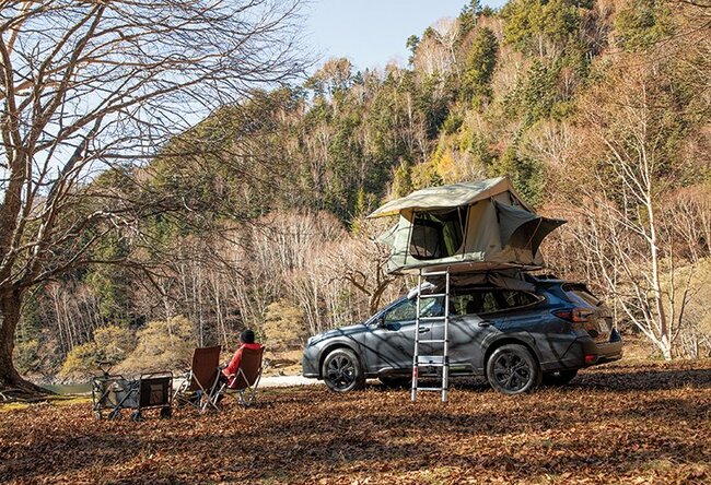 車の屋根上で広げる「ルーフテント」、キャンプで人気の魅力と注意点は？ | 男のオフビジネス | ダイヤモンド・オンライン