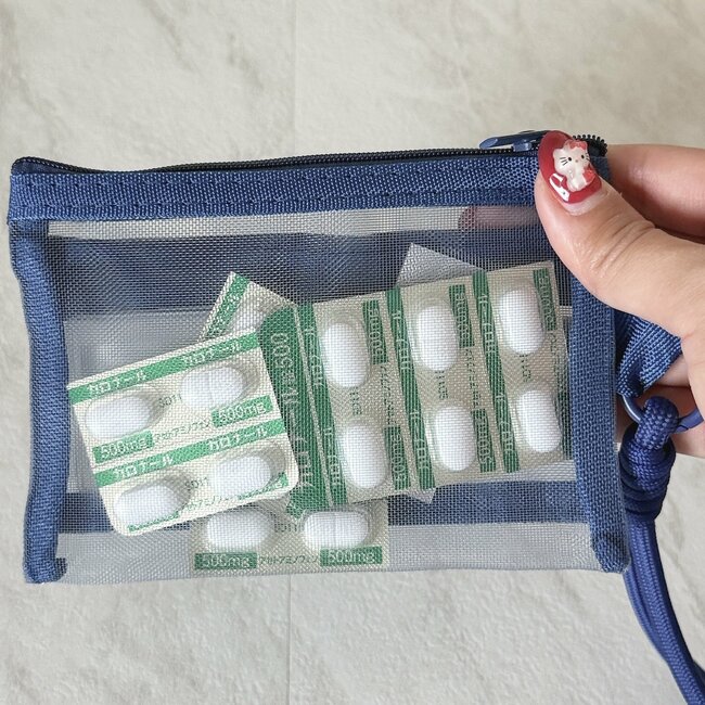 診察券が32枚も入って便利すぎ！3COINSの“ミニ財布になるポーチ”まとめ買いして正解でした！「値段が安くてびっくり」「全部可愛い色」「一目惚れしました」《購入レビュー》