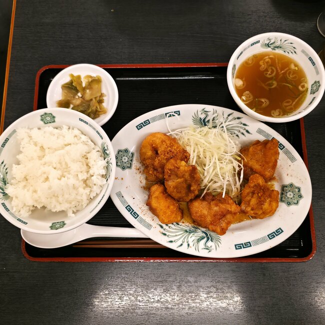 「定期的に食べたくなる」「全人類食べて」日高屋の“やみつき定食”白米を食べる手が止まらない！「罪の味がする」「ご飯が進むから良き！」《実食レビュー》