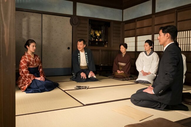 「写真一枚で心をさらう」って、こういうこと。→のぶに迫る“折り目正しい”求婚者【あんぱん第39回レビュー】