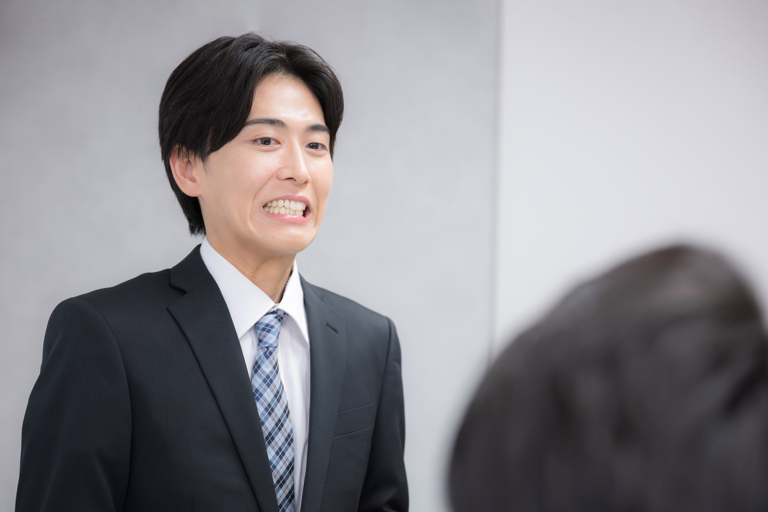 部下たちを疲弊させるリーダーは「もっとちゃんと考えて」が口グセ。じゃあ、いいリーダーは何と言い換える?