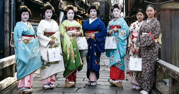“美しい花”舞妓さんの秘密、全国25カ所の花街で徹底追究