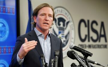 トランプ氏、国土安全保障省サイバー防衛トップを解任