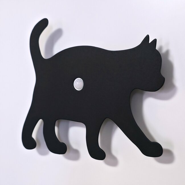 ダイソーで買えちゃうの…？子猫みたいな「オシャレ間接照明」可愛すぎて家中にほしい！