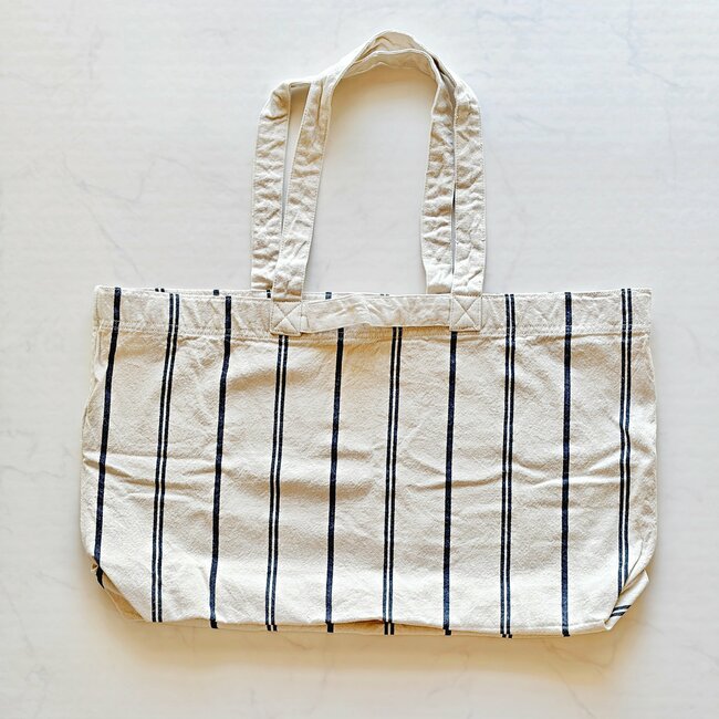 2泊分の荷物がすっぽり！無印良品の“1290円トートバッグ”荷物がポンポン入って楽ちんすぎる！「文句なしの可愛さ」「購入して良かった」「お気に入りです」《購入レビュー》