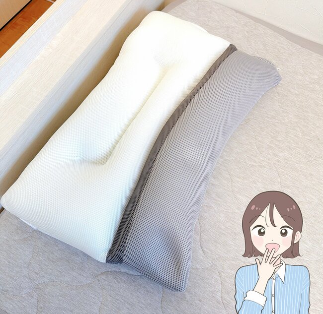 「首や肩が楽になった」ニトリの“2990円まくら”が噂通りの名品だった…！「毎朝肩の軽さにびっくり」「寝つきも良くなった気がします」《購入レビュー》