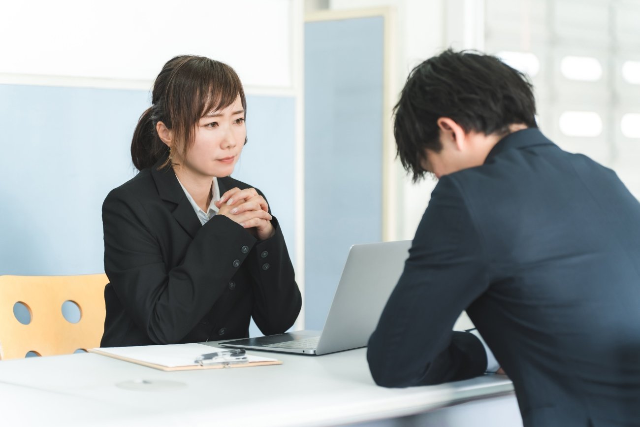 「何か悩んでいることはないですか？」と聞く人は頭が悪い。“頭が良い人”はどう聞いている？
