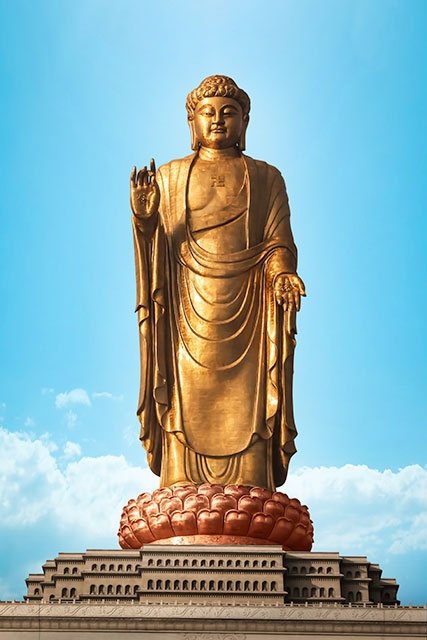 高さ208mの世界で最も高い仏像は中国にある
