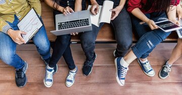 親なら知っておきたい大学以外の出費と奨学金