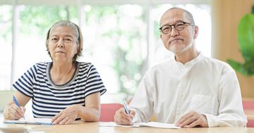 【知らないと大損!】100万円近くもらえることもある? 定年後の「公共職業訓練」とは?