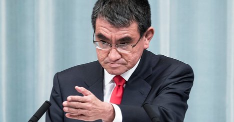 河野大臣が次期首相を目指すために、開けなくてはならない「お化けのつづら」