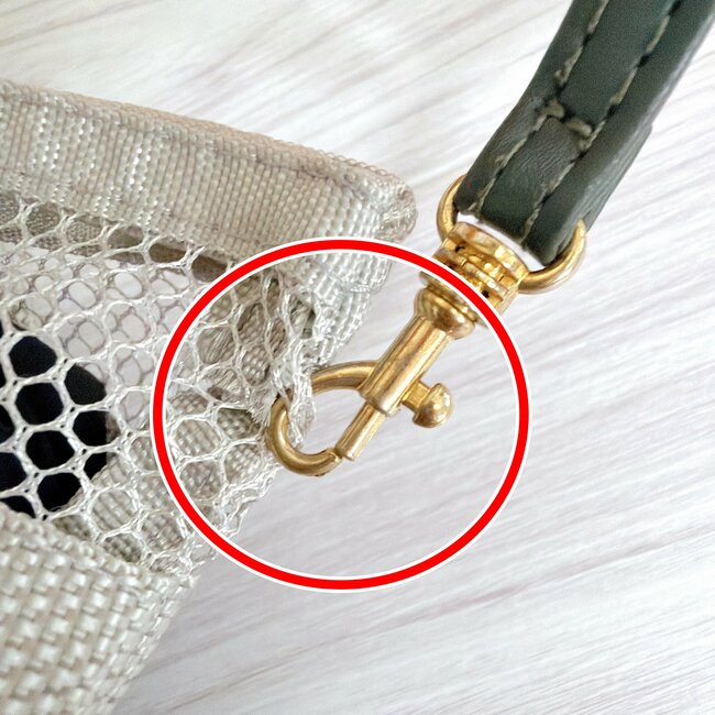 便利すぎて3色まとめ買いした！セリアの「無印みたいなミニバッグ」通院セットや暑さ対策グッズ入れにぴったり！【購入レビュー】