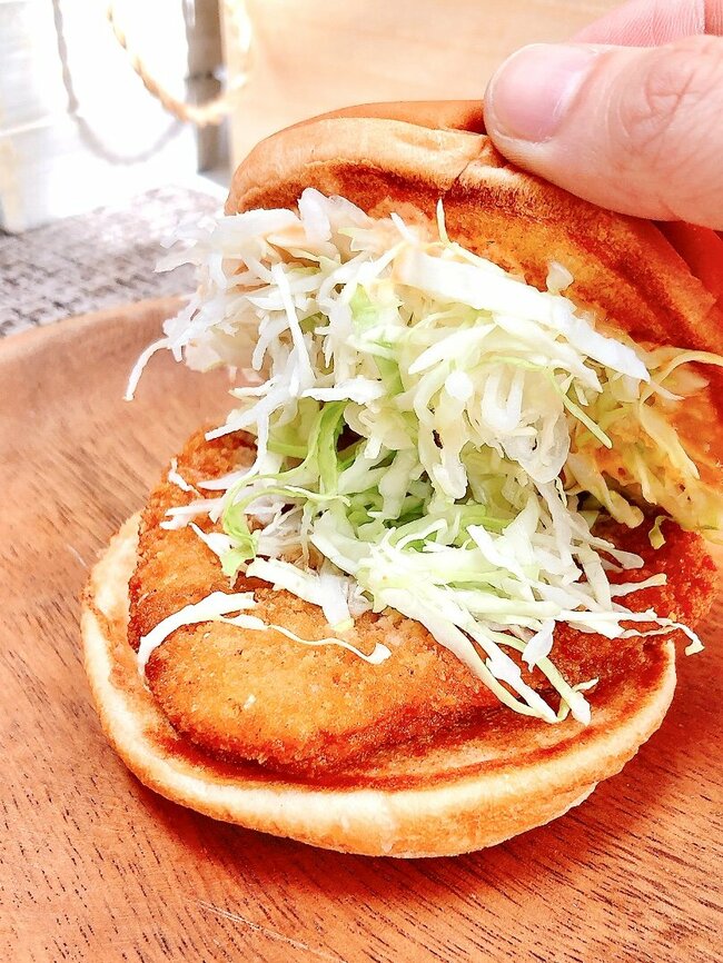 こりゃ通いたくなるわ…！2025年にモスバーガーで食べてよかった「絶品メニュー」6選