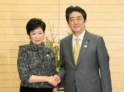 本音を言わぬ安倍と言葉が踊る小池、どちらを選ぶかの難しさ