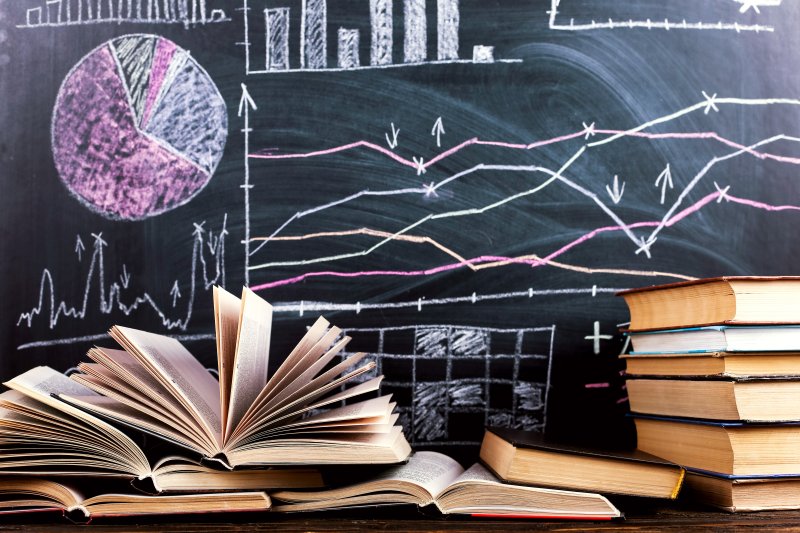 「経済学を学びたい」と思った人におすすめの“ハードルが超低い”3冊