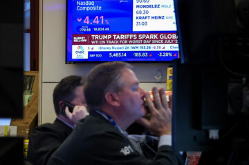 トランプ関税で市場大混乱、序章にすぎない可能性