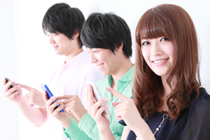 なぜ若者はLINEでは饒舌なのに面接で話せないのか