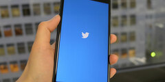 艦これTwitterアカウントの凍結騒動を起こした「削除申請濫用」の実態