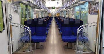 首都圏私鉄で増える「デュアルシート」最新事情、写真と動画で解説
