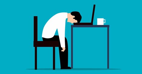 「今日は残業」深夜飯でも太らない食べ方のコツとは