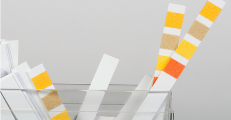 尿のpHで糖尿病の発症予測、酸性度が高いとリスク上昇