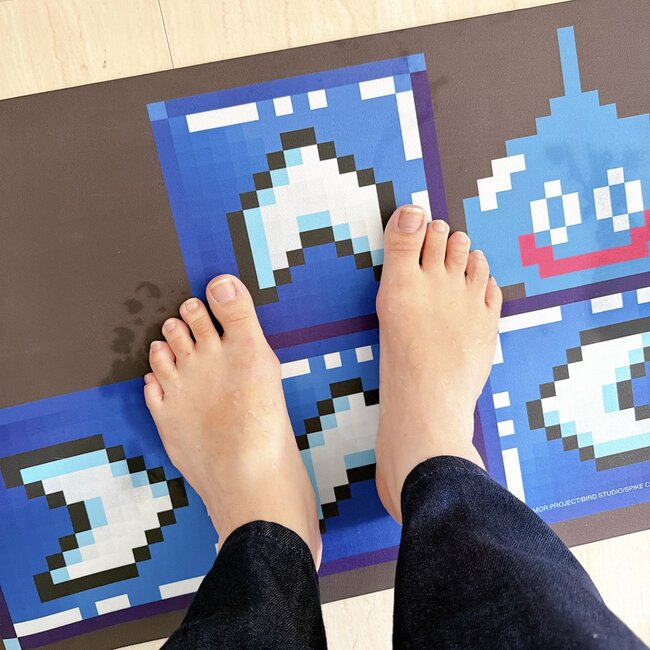 開店の20分前にはすでに行列が！しまむら×ドラクエの“最強コラボグッズ”ファミコンの世界そのまんまで感動…！受注生産の決定に「神対応ありがとうございます！」「たくさん買わせて頂きます」の声も《購入レビュー》