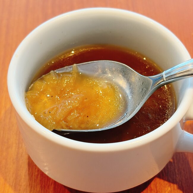 こりゃ通い詰めたくなるわ!ロイヤルホストの“平日限定ランチ”1100kcal超えでボリューム満点!「とっても美味しい」「コスパ最高」