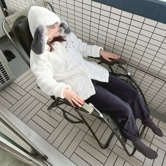 部屋が広がったみたい…！イケアの“おしゃれパネル”でベランダが生まれ変わった！「周囲から褒められる」「ベランダに出るのが楽しい」